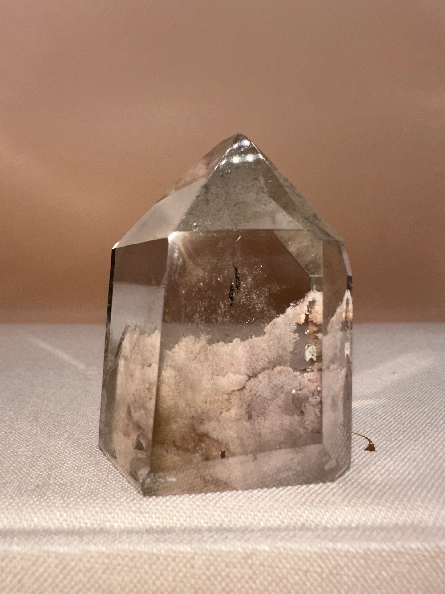 Medium White Polished Part Raw Lodalite